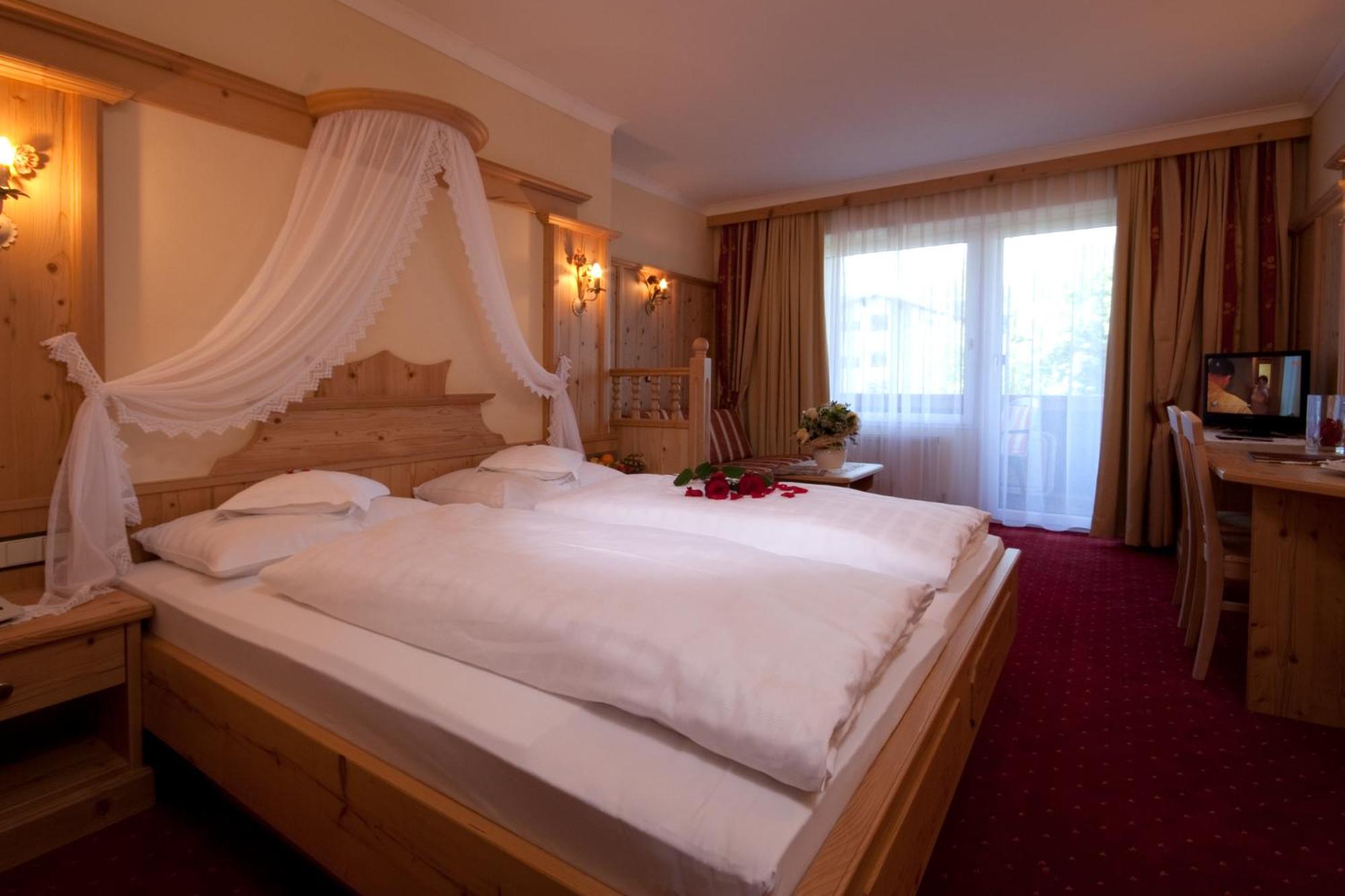 Hotel Seefelderhof Seefeld in Tirol Exterior photo