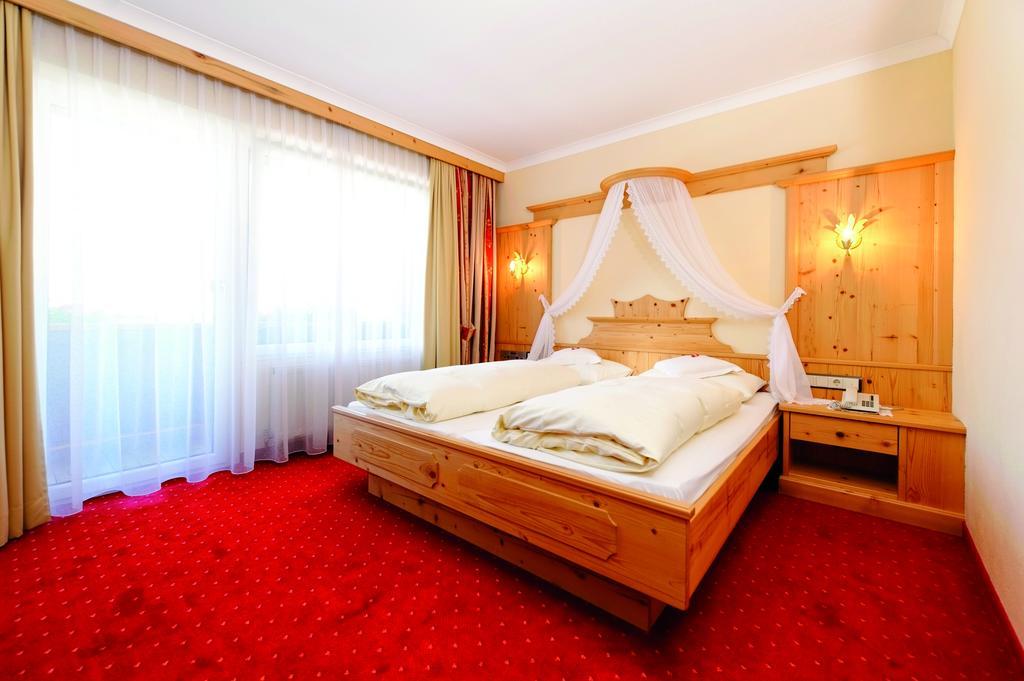 Hotel Seefelderhof Seefeld in Tirol Exterior photo